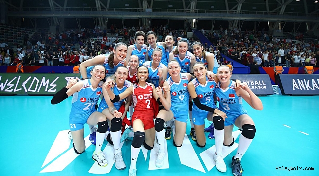 a-bayan-milli-takimimiz-rusya-yi-3-0-maglup-etti.jpg