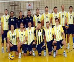Çekişmeli maçta Fener güldü!