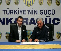 Ankaragücü hocasını buldu..