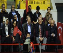 Tokyo'da Sultanlara Destek