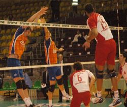 İstanbul Büy. Bel.:3 - Halk Bankası: 2