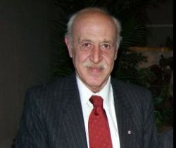 Değer Eraybar anılıyor...