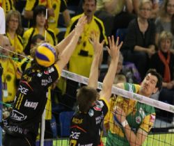 Kedzierzyn seriyi eşitledi, Belchatow ise durumu 2-0 yaptı...