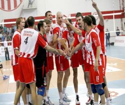 Olimpiakos Üçüncü Maçı Bekliyor…