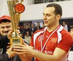 Selçuk, Halkbank'a Doğru...