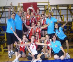 Yıldız Kızlar Finalde