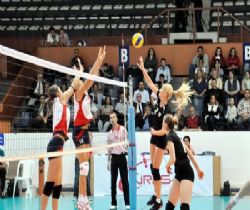 Beşiktaş:2 Yeşilyurt:3 (FOTO)