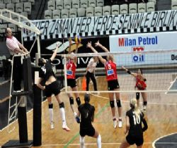 Beşiktaş:0 - Vakıfbank T.T.:3
