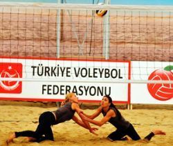 Plajda Final Grubu 2.Hafta Maçları Alanya'da