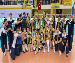 Fenerbahçe Acıbadem şampiyonluğu istiyor..