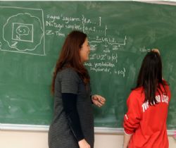 TVF Spor Lisesinde voleybolla üniversiteye hazırlık