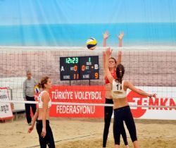 Plajı yok, ama iki finalisti var..