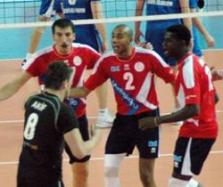 MEF Okulları:3 - M. Milli Piyango:1