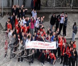 Yıldızlar'a pankartlı destek..
