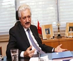 Aydınlar, 'Başarımızı Kıskananlar, Önümüzü Kesmeye Çalışıyorlar'