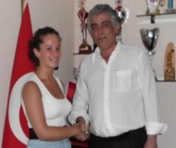 Yeşilyurt Yıldızhan İle Sözleşme Yeniledi