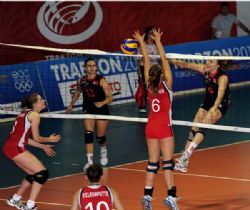 Yıldız Kızlar da yarı finalde