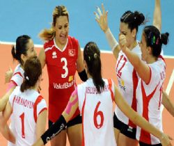 Sultanlar çift idmanla hazırlanıyor..