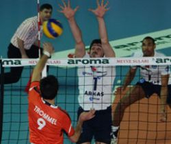 İBB:3 - Arkas:0 (FOTO)