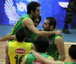 İran'da final serisi 1-1 oldu
