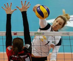 Helene Rousseaux Lokomotiv Bakü'de!..