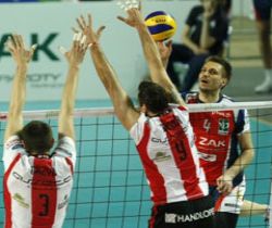 Polonya'nın İlk Finalisti Belchatow!...