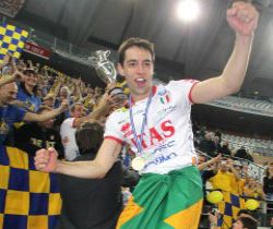 Raphael 2014'e kadar Trento'da!..