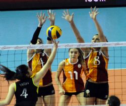 Galatasaray ilk kupa finalisti! (FOTO)