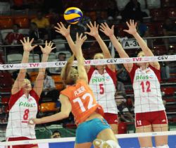 Polonya:3 - Hollanda:1 (FOTO)