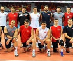 İlk rakip İlk rakip Çek Cumhuriyeti