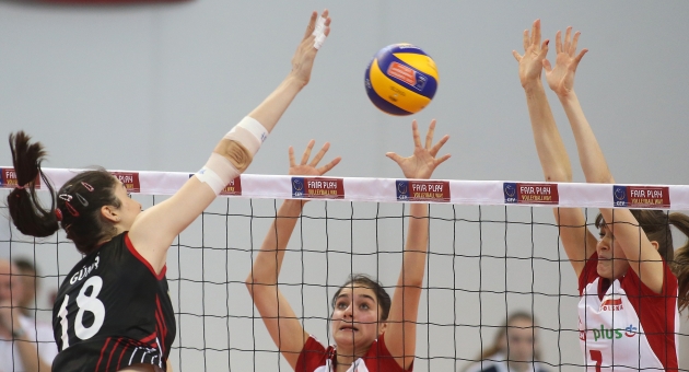 U18 Bayanlar Avrupa Şampiyonası’na Polonya galibiyeti ile başladık (FOTO)