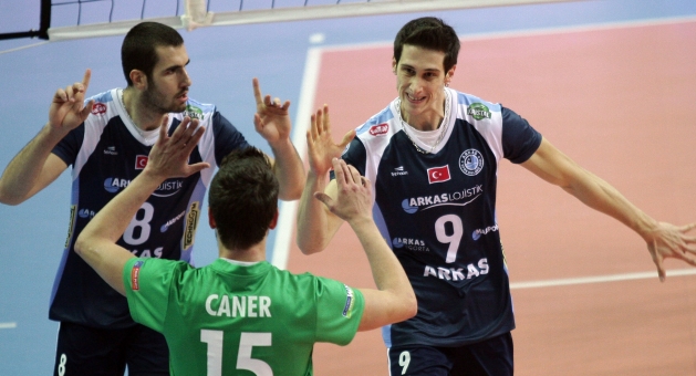 Arkas Spor, Rusya'da galibiyet arıyor