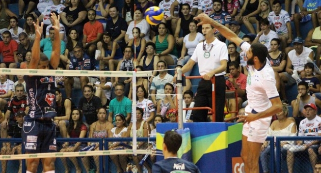 Brezilya derbisinde Funvic'i 3-1 yenen Sada farkı 5 puana çıkardı