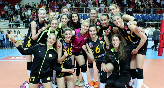 VakıfBank, Eczacıbaşı Vitra'ya set vermedi