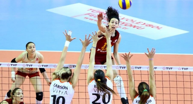 Eczacıbaşı VitrA ilk etabı galibiyetle bitirdi