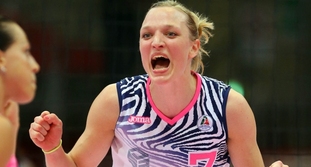 Judith Pietersen, Igor Gorogonzola Novara'da...