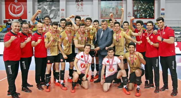 Festival Voleybol'da Genç Erkeklerde Şampiyon Ziraat Bankası