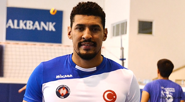 Halkbank Ramos ile güçlendi