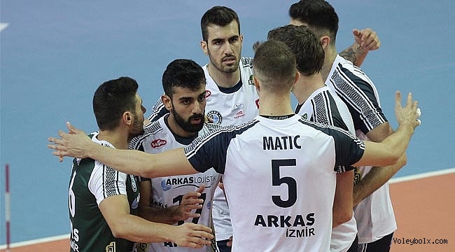 Beşiktaş salonunda Arkas’tan set aldı