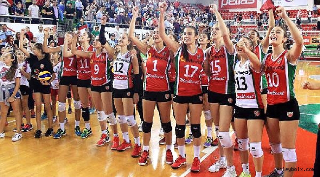 Karşıyaka Filede Çok Mutlu