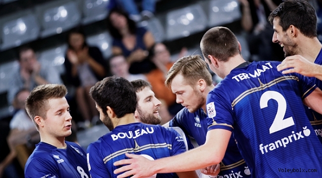 Paris Volley, Rennes'i 3-0 yendi...