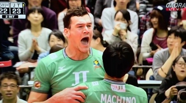 JT Thunders, 3 puanla hayat buldu...