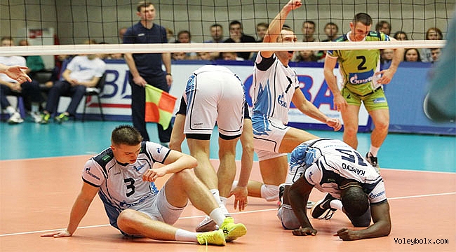 Rusya'da Zenit Kazan 10'da 10!..