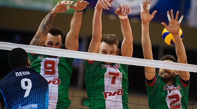 Aslan Ekşili Novosibirsk, Zenit Kazan'dan set alamadı...