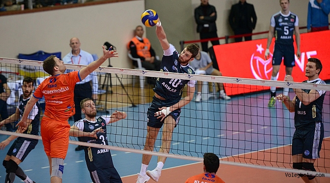 Arkas, evinde 3-0 galip...