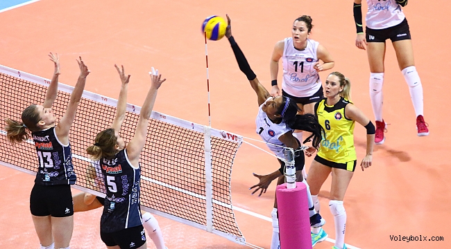 Halkbank Çanakkale'yi 3-0'la geçti