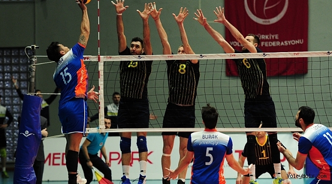 İstanbul BBSK, Fenerbahçe'den set alamadı
