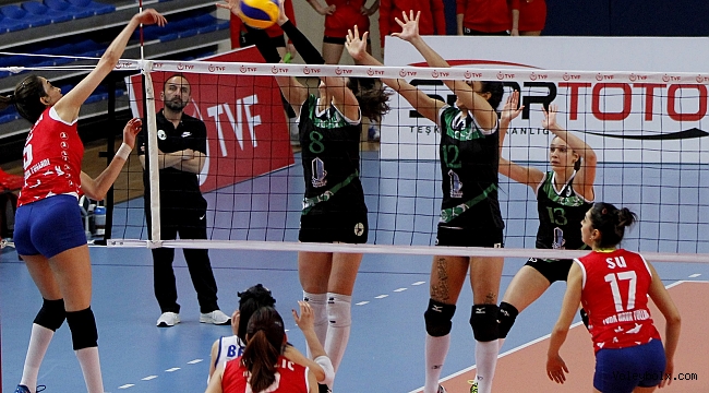1. Lig Bayanlar Yarı Final Etabı Karşılaşmaları’nda İkinci Gün Geride Kaldı