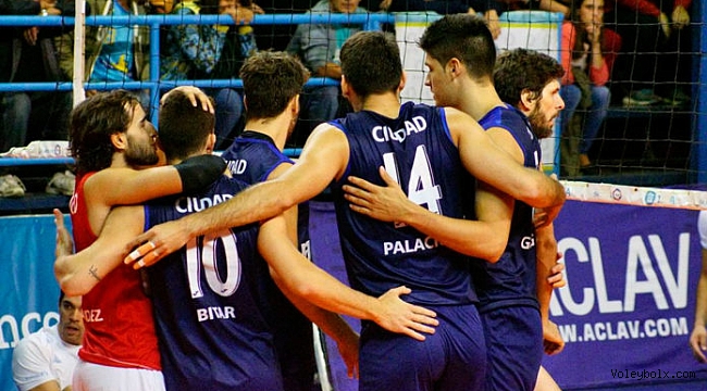Arjantin'de yarı final maçlarında seriler 1-1 oldu