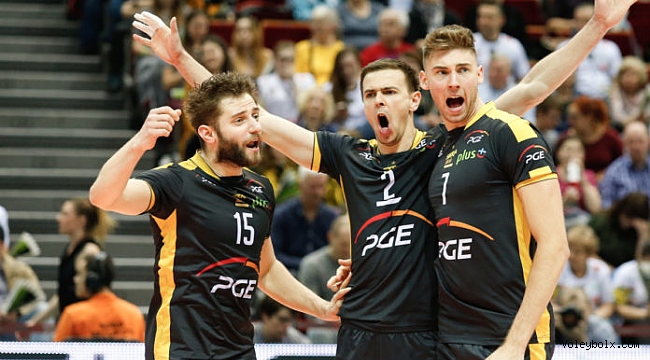 Polonya yarı finalinde ilk maçları Skra ve Zaksa 3-2 kazandı...